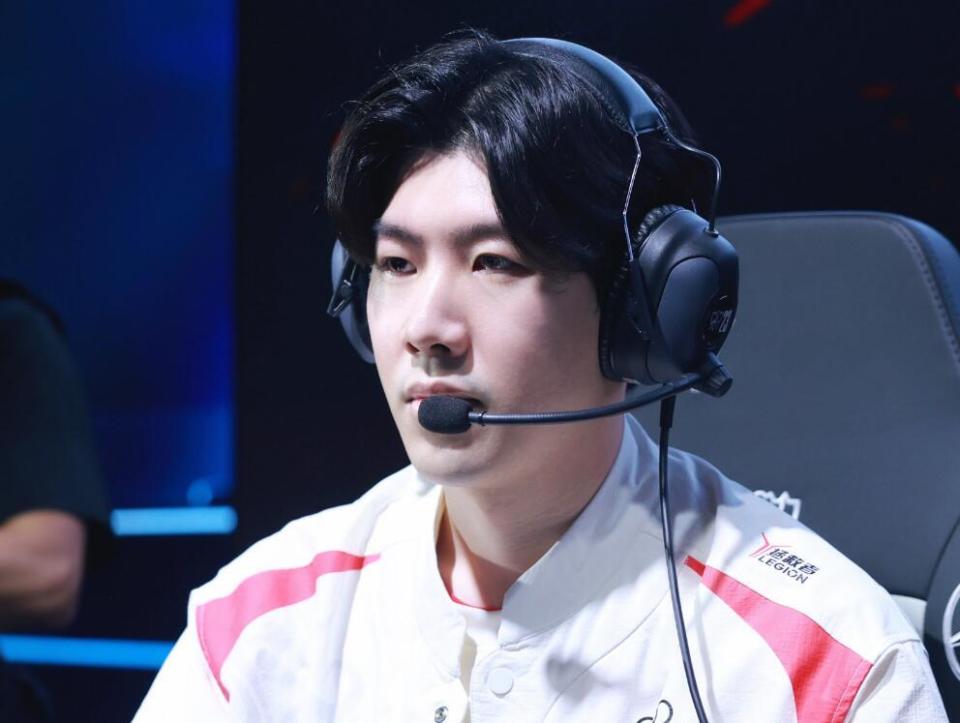 通过AI实 通过AI实